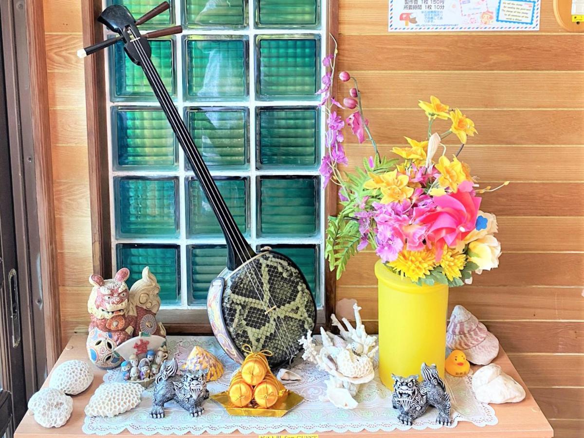 Hotel Shiraho Friends House Ishigaki  Exterior foto