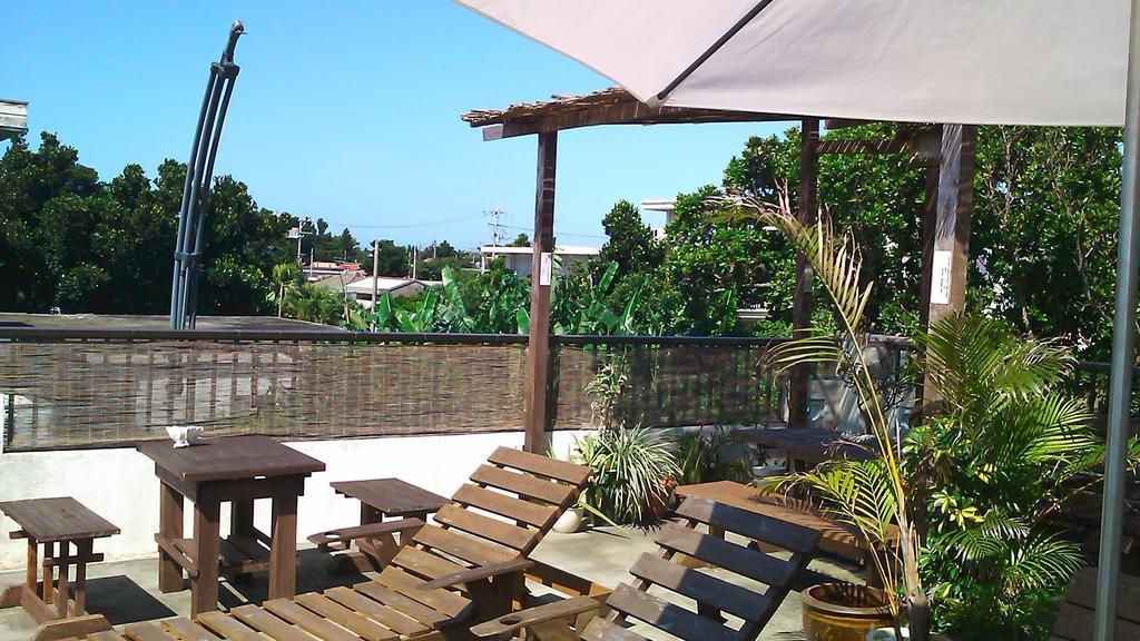 Hotel Shiraho Friends House Ishigaki  Exterior foto